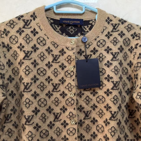 Louis Vuitton Round neck jacquard knitted cardigan - Picture 3 of 11